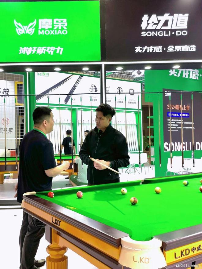 如何用3招让新品牌杀进行业前列？摩枭180天爆红背后：杆锋体育(图2)